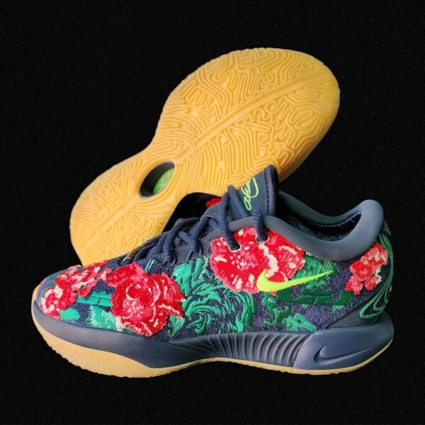 Lebron 21 Premium "Grandma's Couch Pack - Father of Pearl"