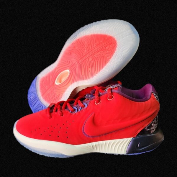 Lebron 21 GS "James Theater"