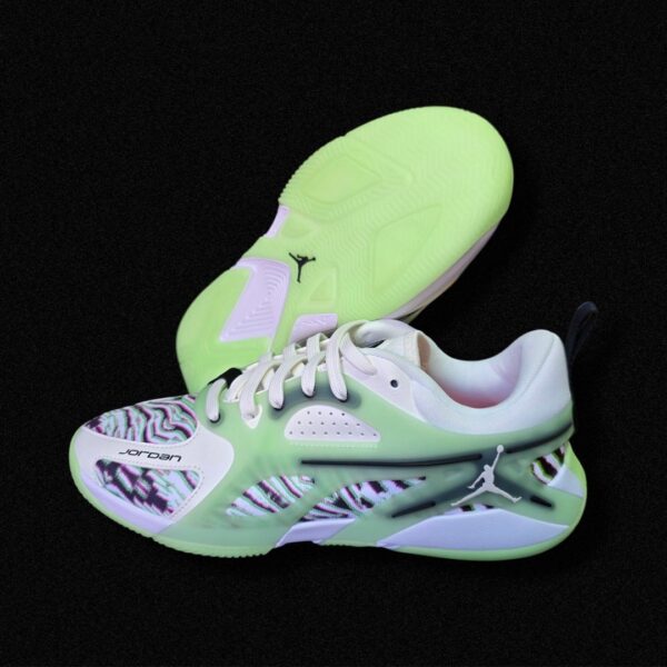 Jordan Heir "Showtopper"