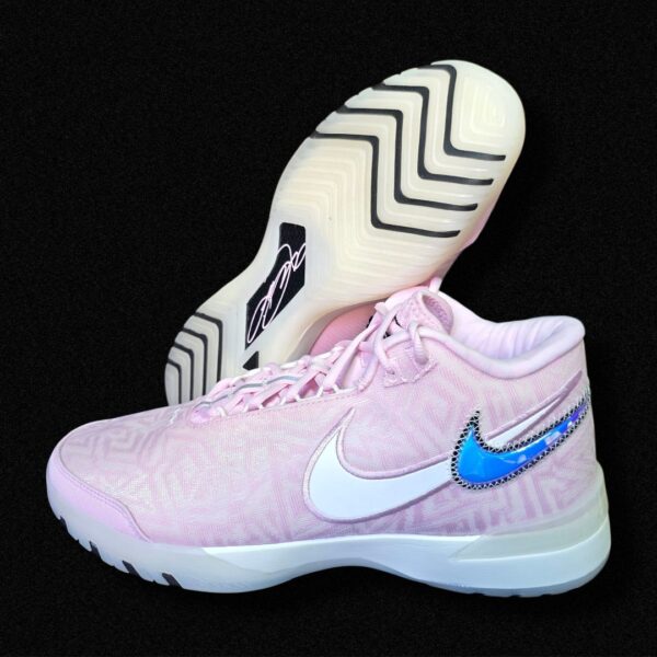 Lebron NXXT Genisus "Pink Foam Sail"