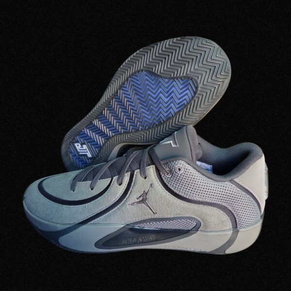 Tatum 4 "Smoke Grey"
