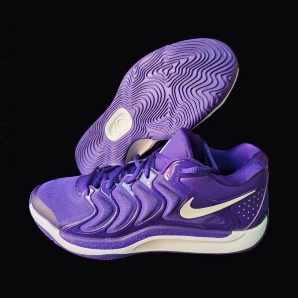 Kd 17 "Court Purple"