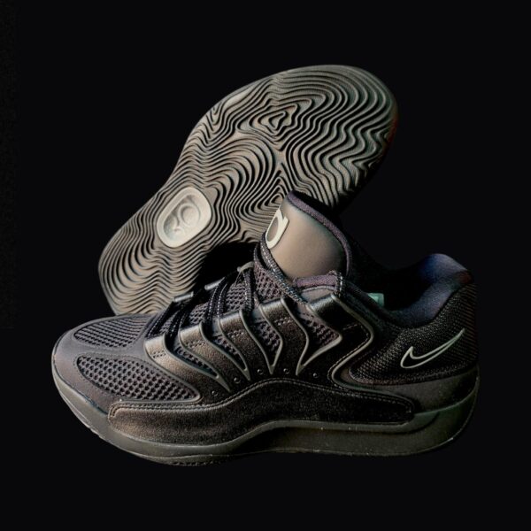 Kd 18 "Black Black"