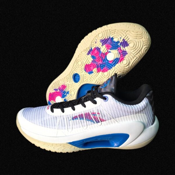 Anta KT Three Point Rain Lite V2